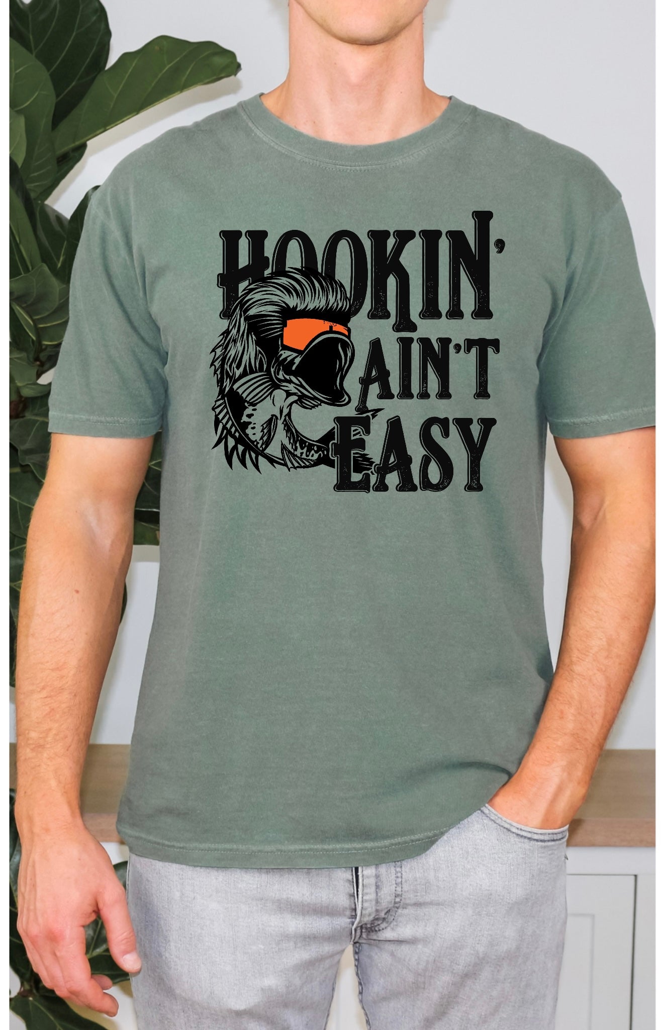 Hookin' Aint Easy Men's T-Shirt
