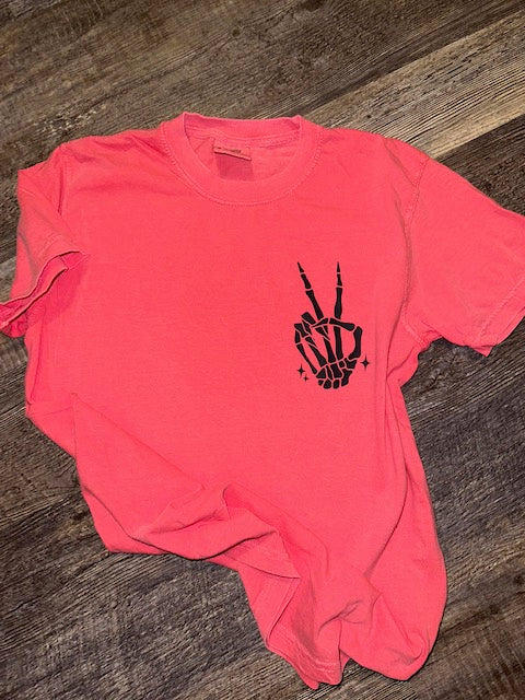 Shoutout to The Girls Tee